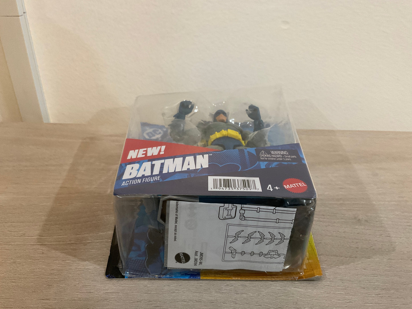 Batman Action Figure – DC Super-Villains Series 01 6-Inch Figure by Mattel