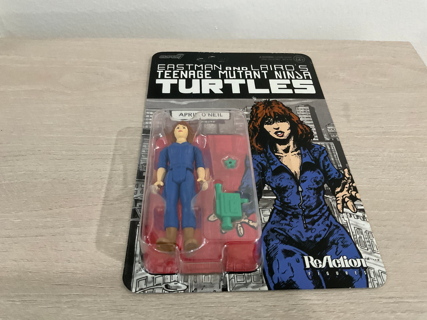Super7 ReAction Teenage Mutant Ninja Turtles – April O’Neil 3.75-Inch Figure