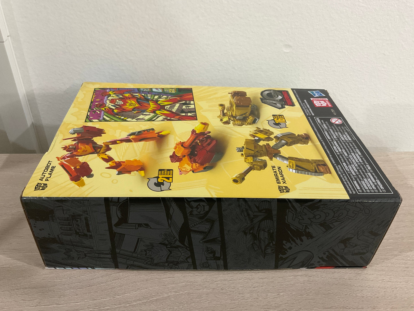 Transformers Generations 40th Anniversary Autobot Flame & Emirate Xaaron Comic Edition Exclusive Two-Pack (Substandard 2)