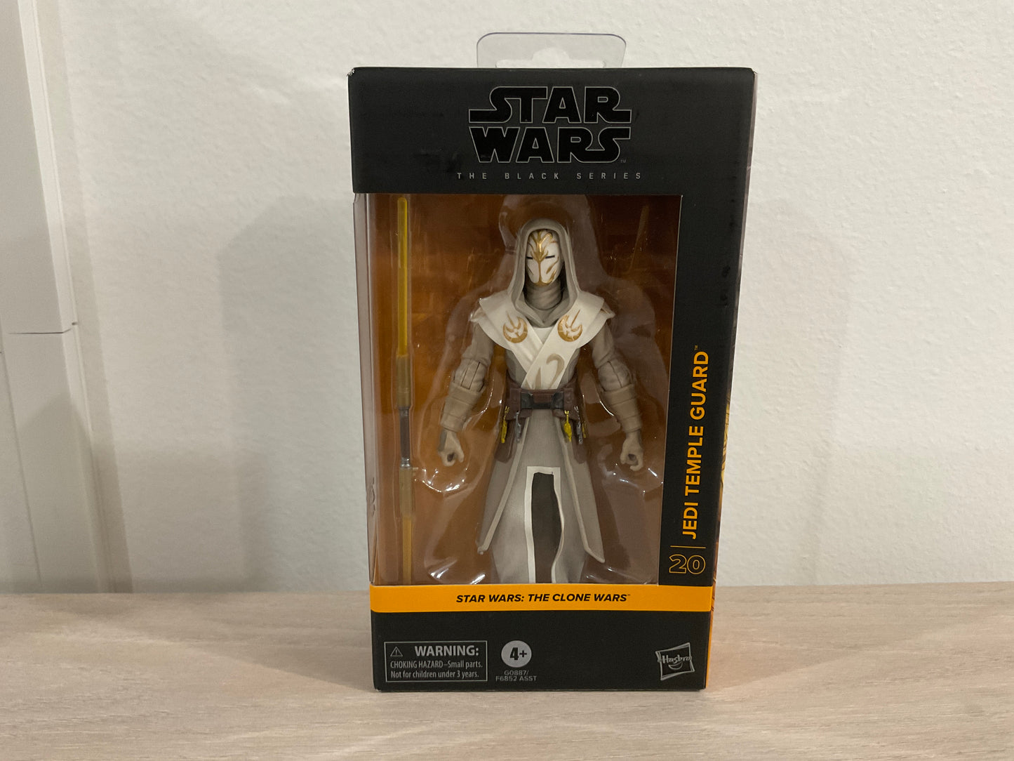 Star Wars The Black Series Jedi Temple Guard 6-Inch Action Figure
