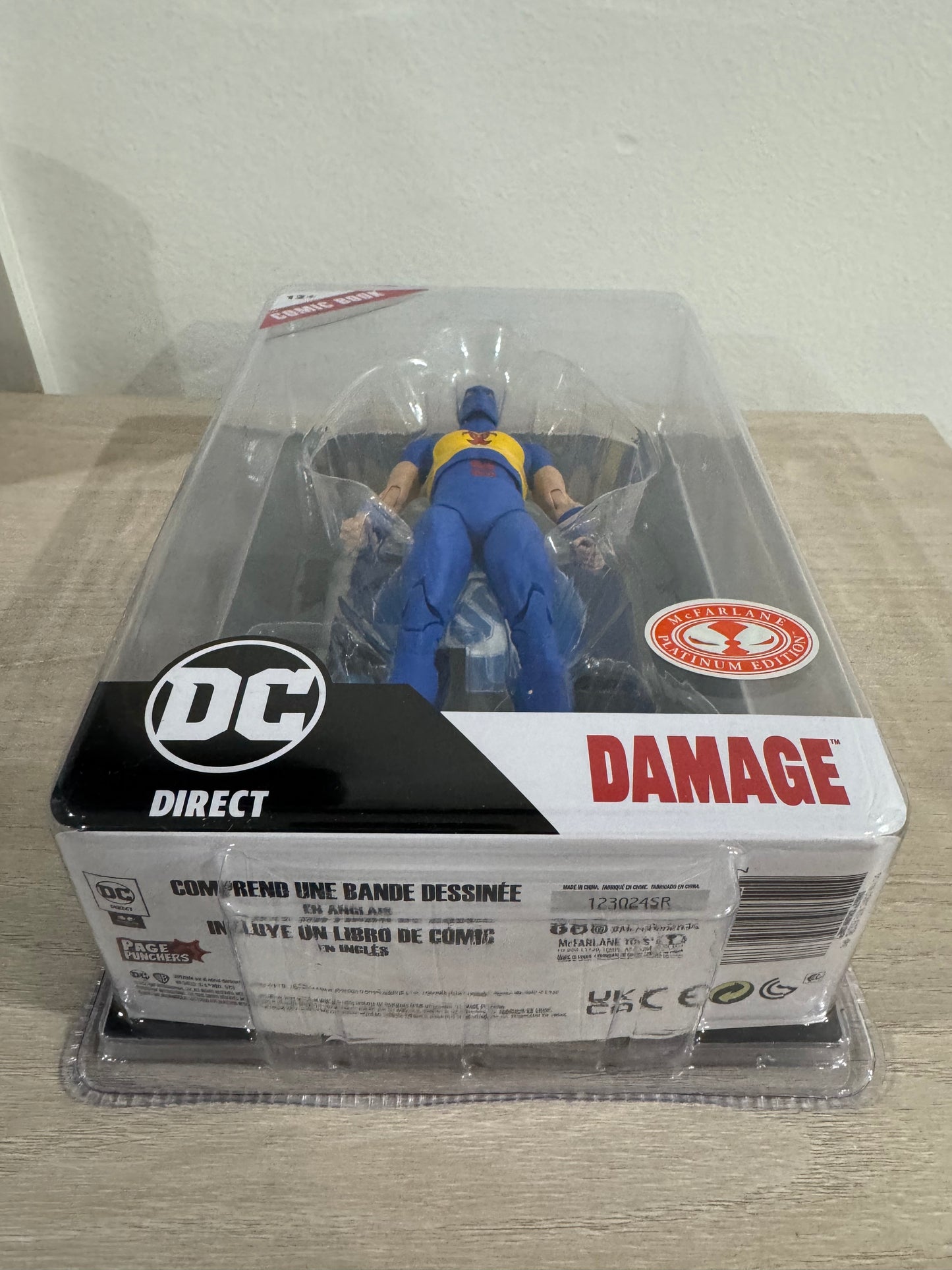 Justice Society of America – Damage (Kingdom Come) Page Punchers Red Platinum Edition 7-Inch Action Figure
