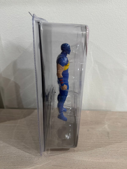 Justice Society of America – Damage (Kingdom Come) Page Punchers Red Platinum Edition 7-Inch Action Figure