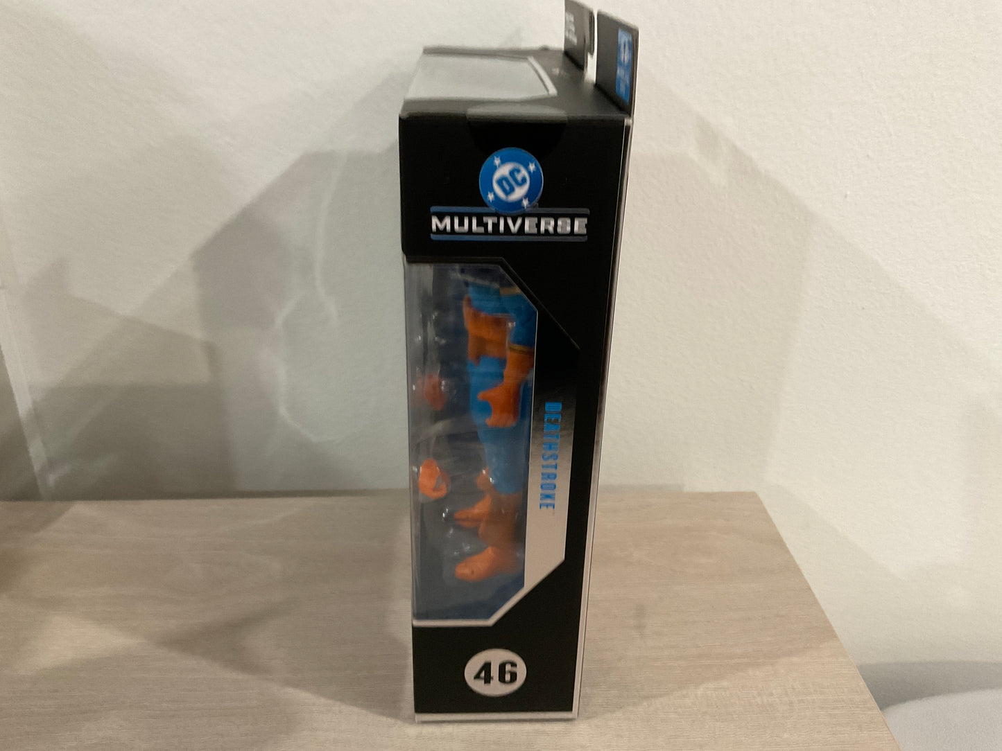 Deathstroke (Deathstroke: The Terminator) 7″ Figure – McFarlane DC Multiverse Collector Edition #46