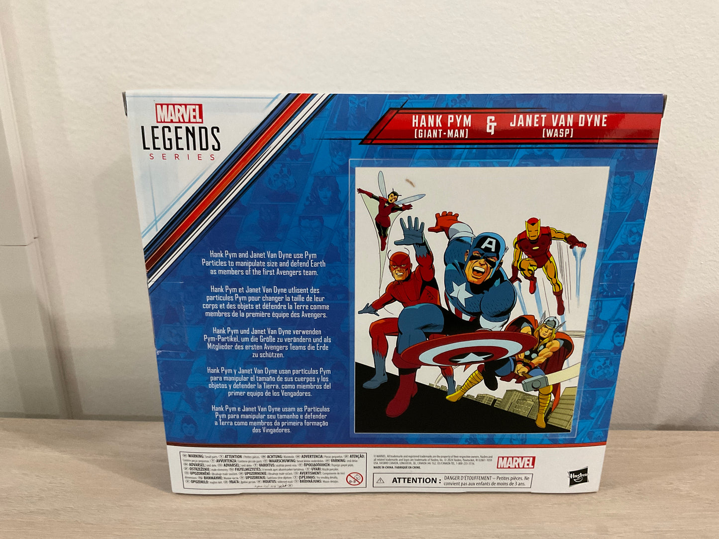 Avengers Marvel Legends Series Hank Pym (Giant-Man) & Janet Van Dyne (Wasp) 6-Inch Action Figure 2-Pack