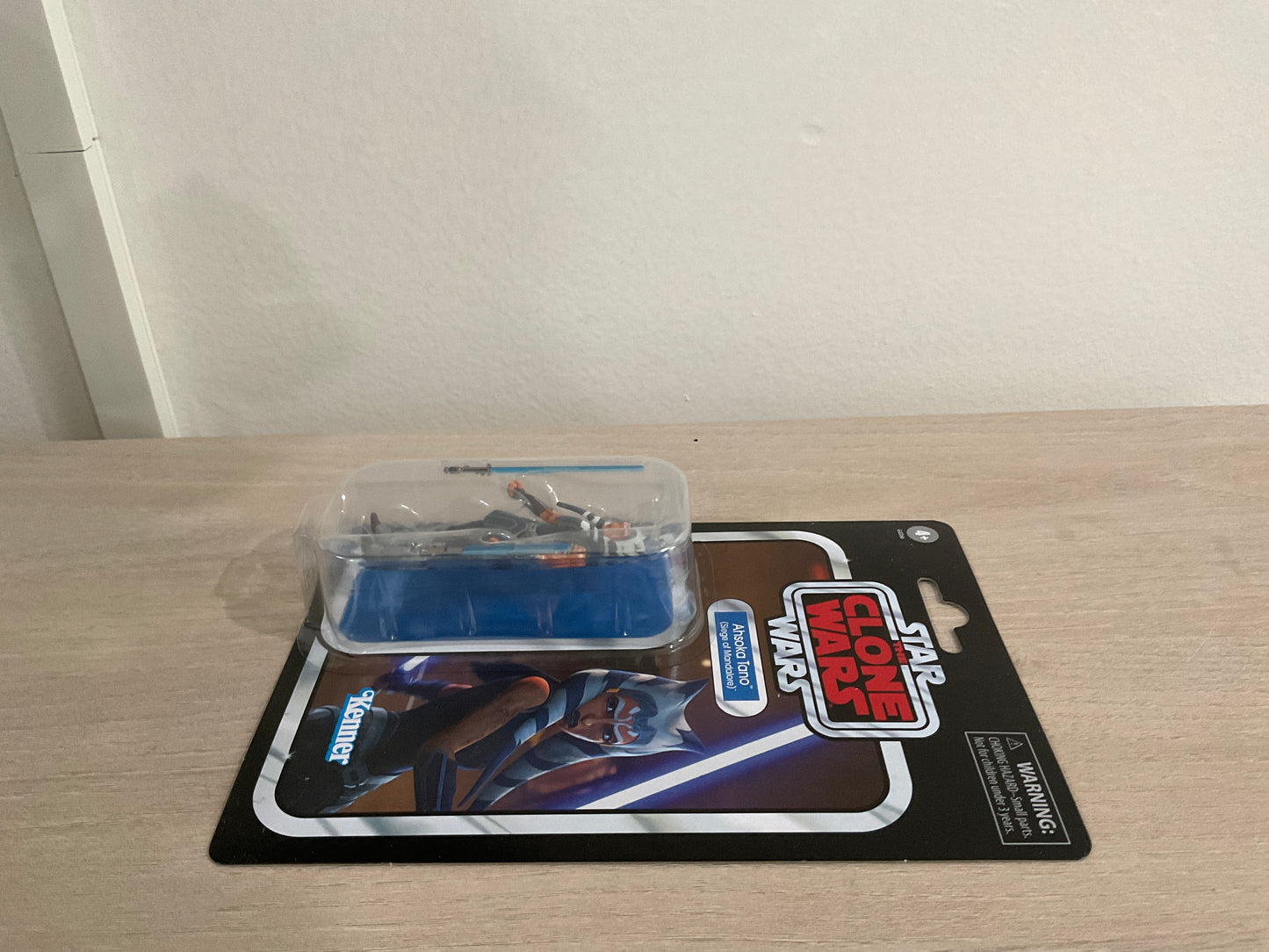 Star Wars The Vintage Collection Ahsoka Tano Escape from Order 66 3.75-Inch Action Figure