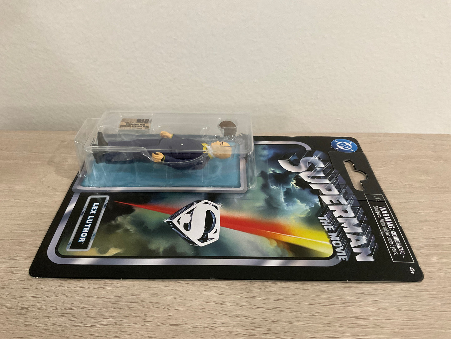 Spin Master DC Retro – Lex Luthor (Superman: The Movie) 3.75″ Action Figure