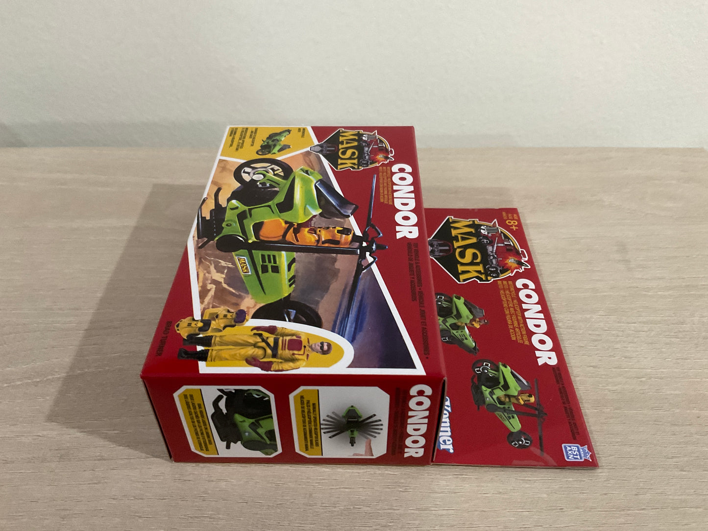M.A.S.K. Condor Vehicle – Classic Transforming Action Vehicle
