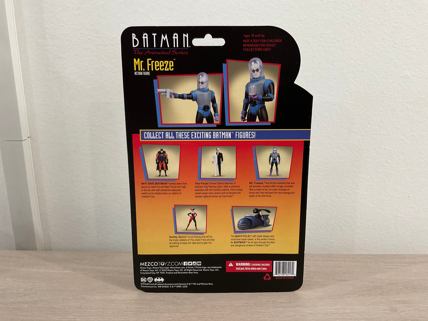 Mezco 5 Points Mr. Freeze Batman: The Animated Series 3.75-Inch Action Figure