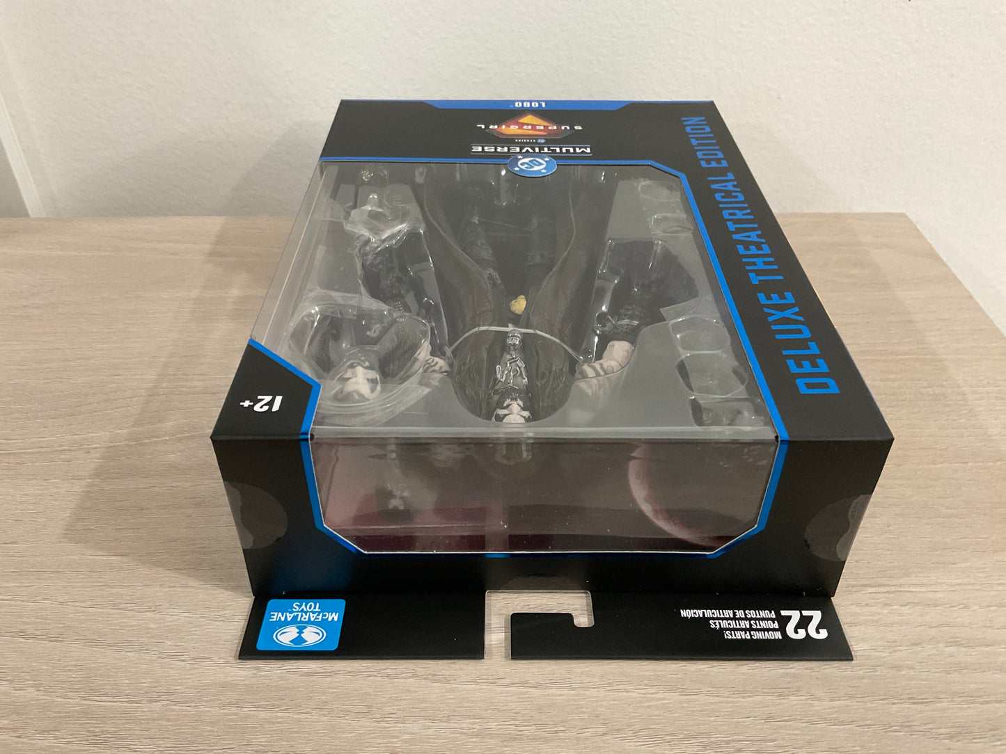 McFarlane DC Multiverse Deluxe Theatrical Edition Supergirl Movie Lobo 7-Inch Action Figure