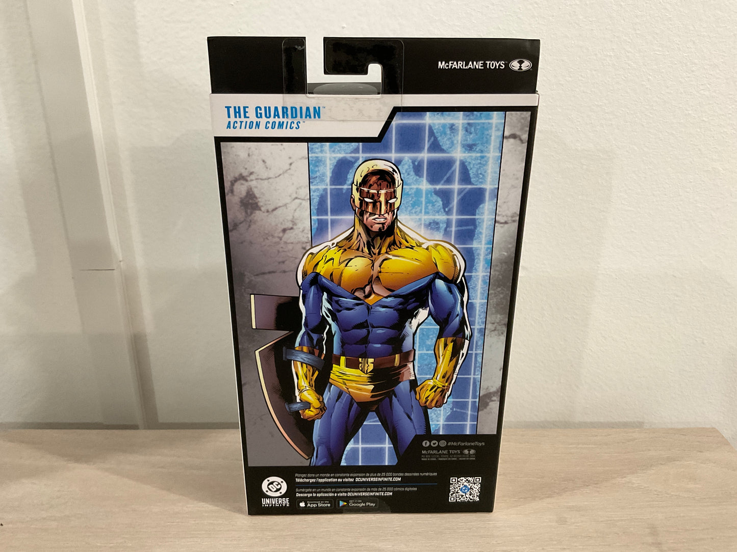 Guardian (DC Multiverse: Red Platinum Edition) 7" Action Figure - McFarlane Toys