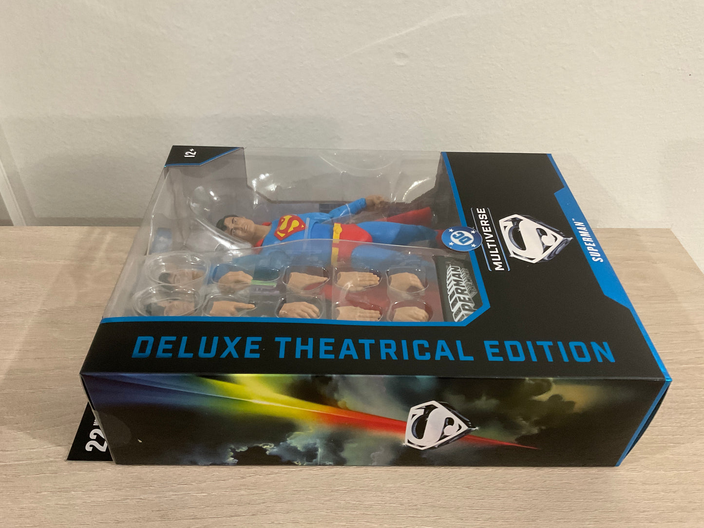 McFarlane Toys DC Multiverse Deluxe Theatrical Edition Superman (Superman 1978) 7-Inch Action Figure