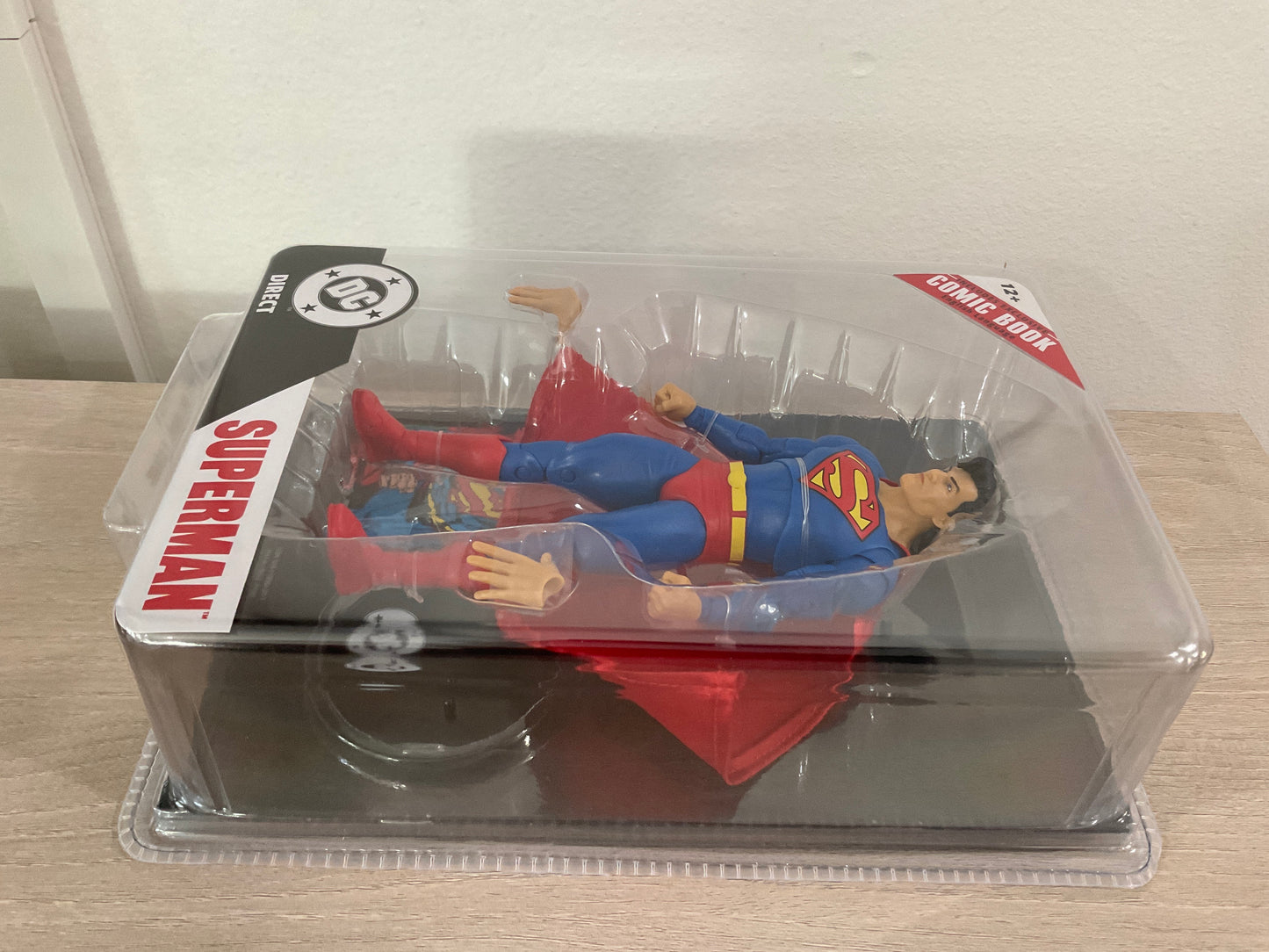 Superman (Zero Hour) 7-Inch Action Figure w/ Comic – DC Page Punchers