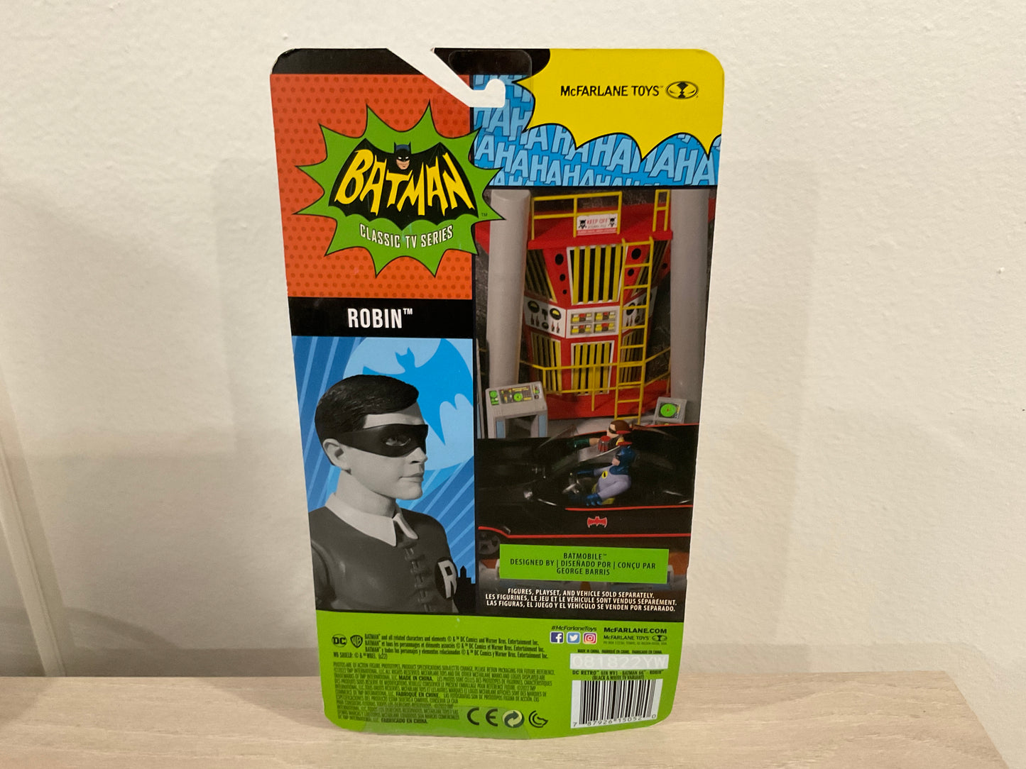 McFarlane Toys DC Retro 66 Robin (Black & White TV Variant) 6-Inch Action Figure (Substandard)