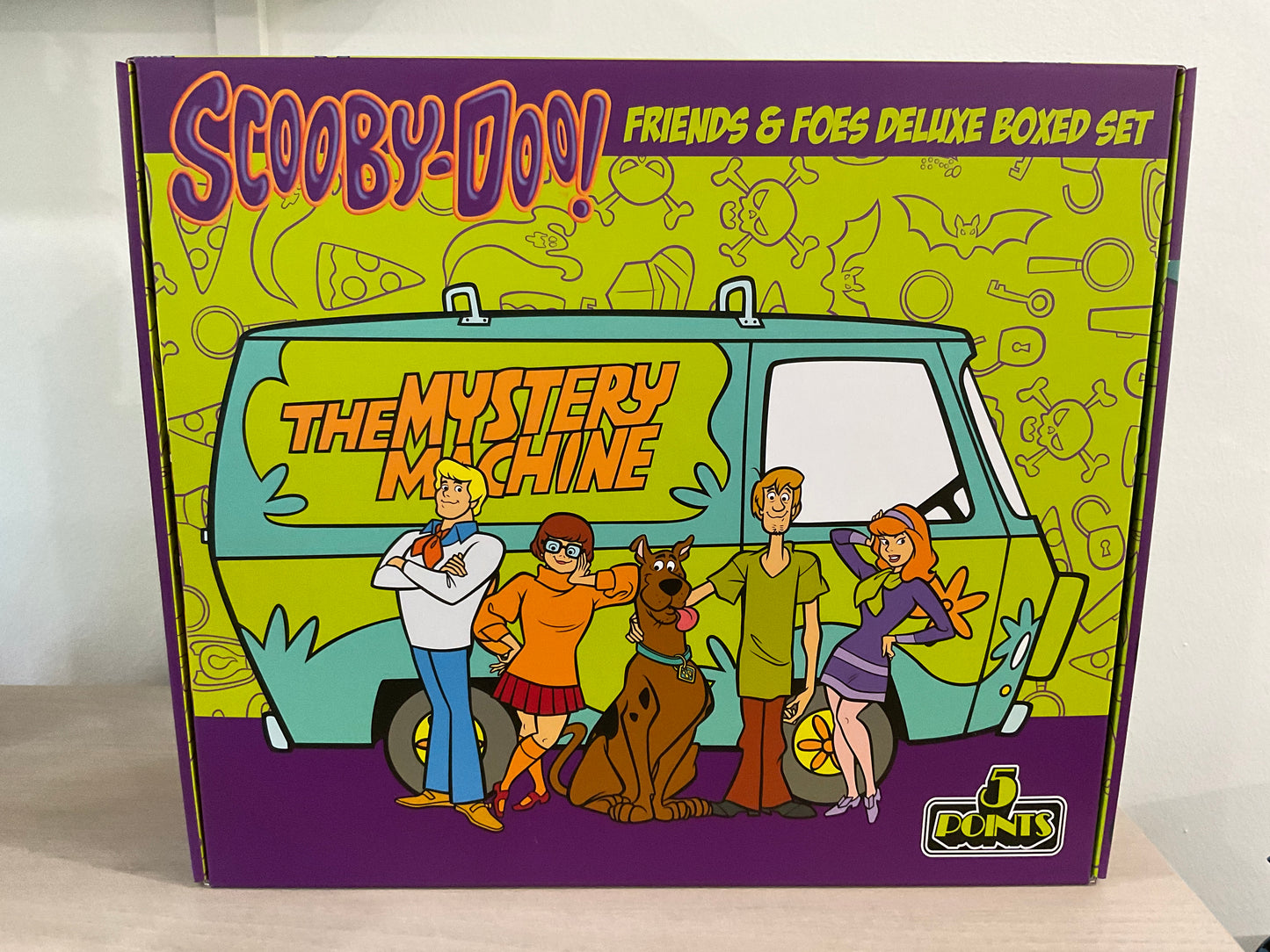 Scooby-Doo 5 Points Friends & Foes Deluxe Boxed Set – Mezco Toyz