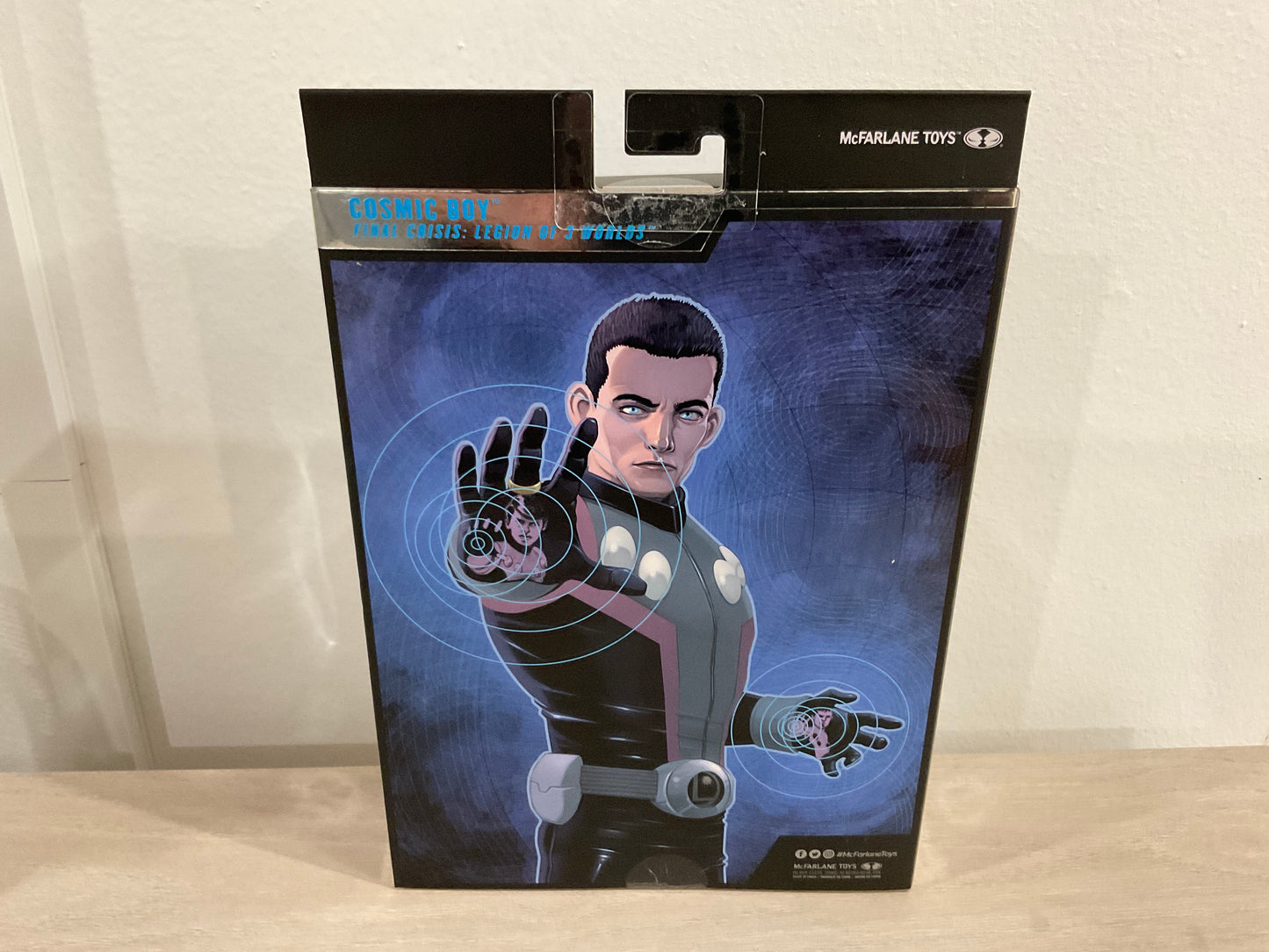 DC McFarlane Collector Edition Wave 13 #51 Cosmic Boy (Final Crisis) 7″ Action Figure – Platinum Chase