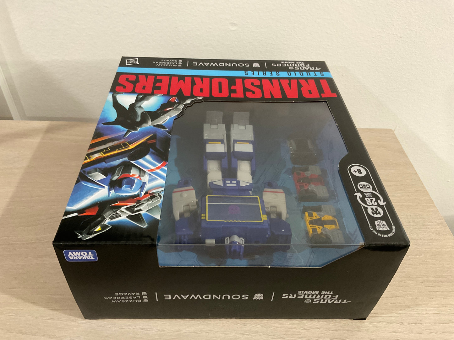 Transformers Studio Series 86 Leader Class Soundwave