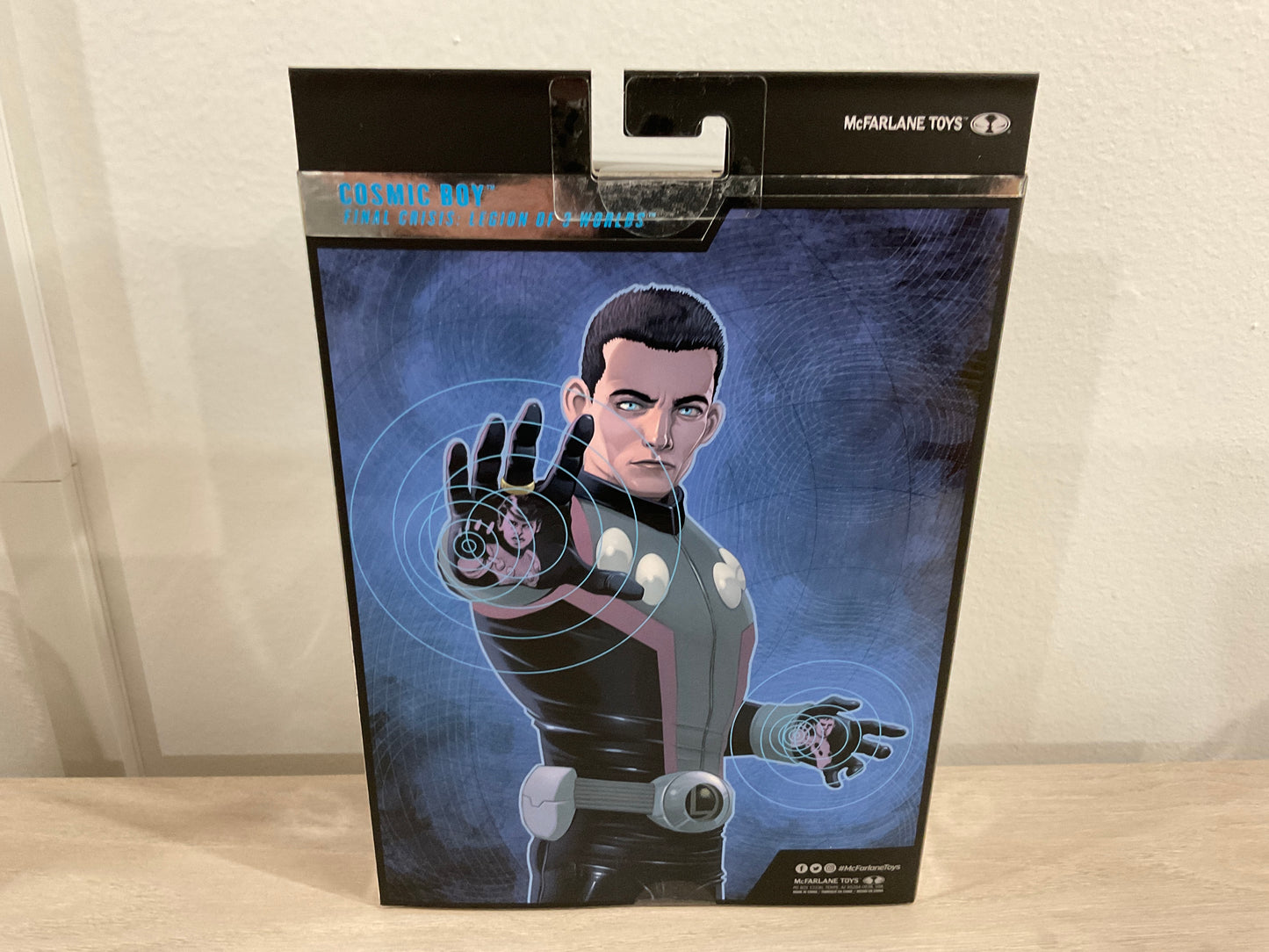 DC McFarlane Collector Edition Wave 13 #51 Cosmic Boy (Final Crisis) 7″ Action Figure