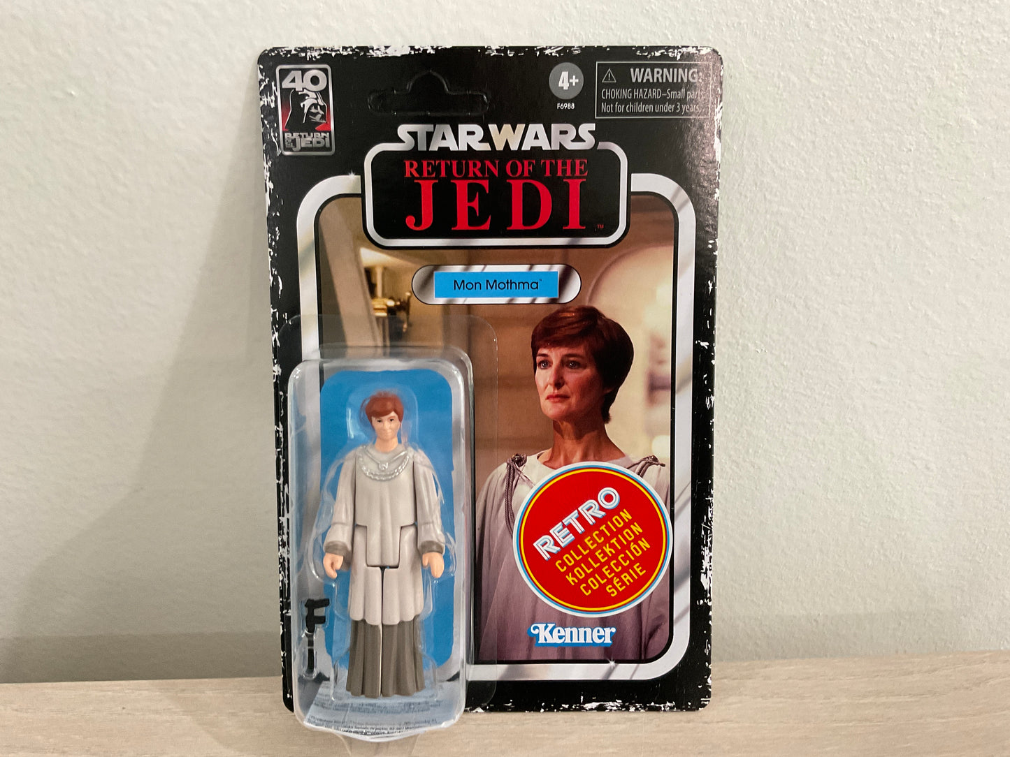 Star Wars Retro Collection Mon Mothma Return of the Jedi 3.75-Inch Figure
