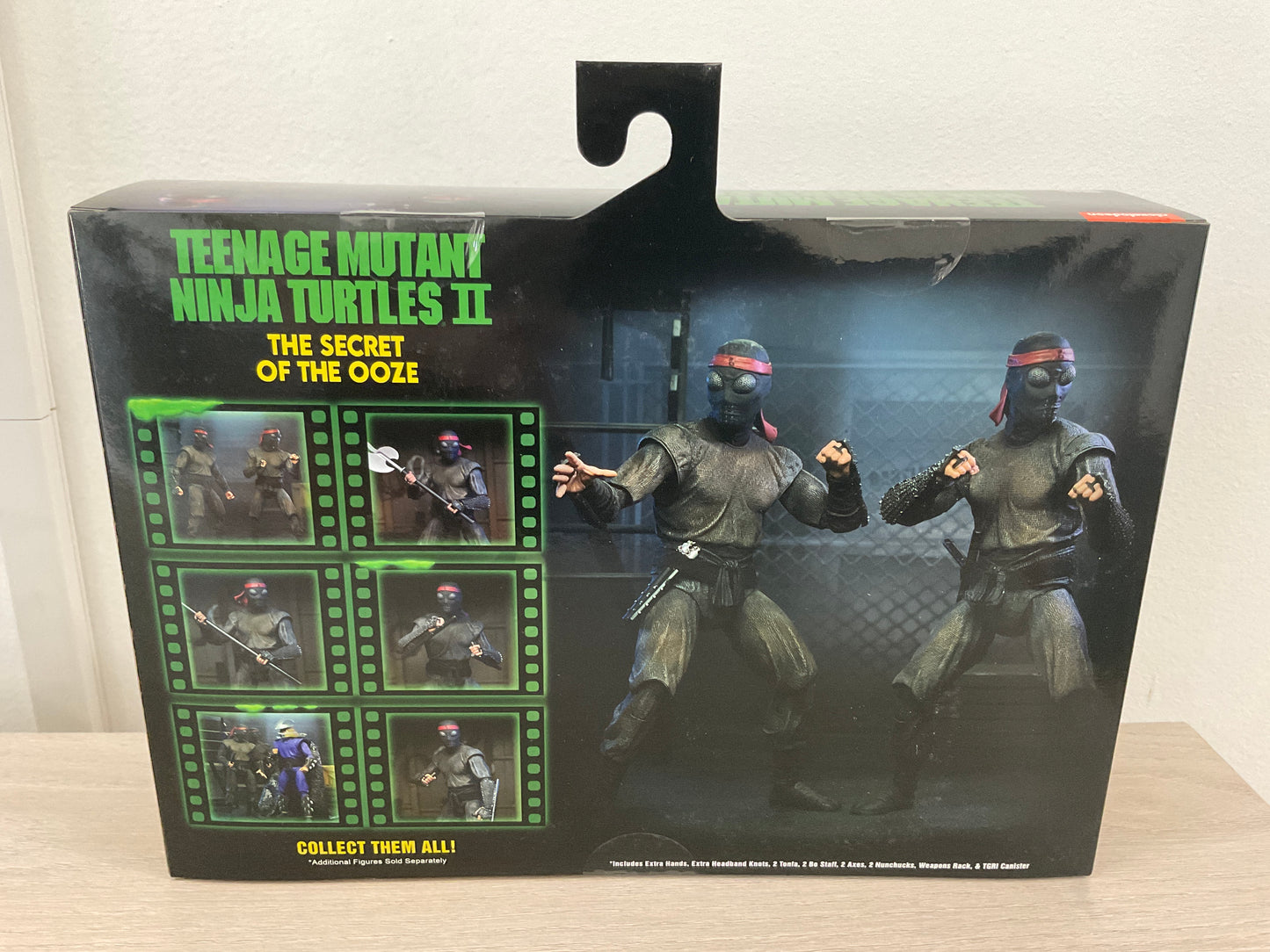 TMNT Secret of the Ooze Foot Soldier 7-In 2-Pack with Weapons Rack NECA