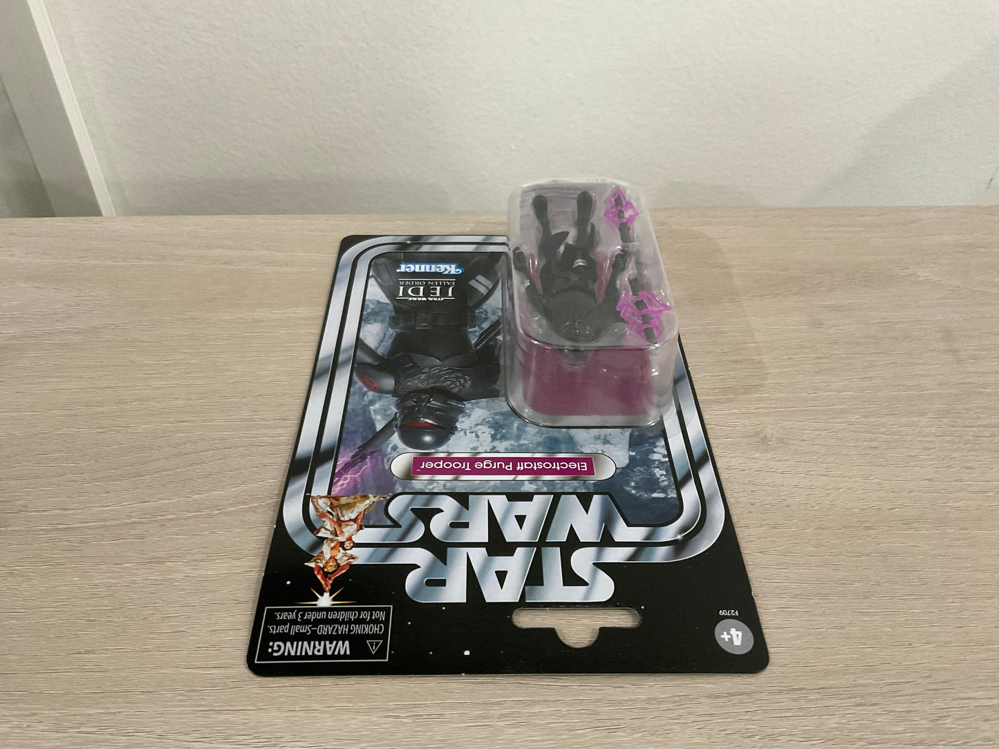 Star Wars Vintage Collection Electrostaff Purge Trooper 3.75-In Figure (Jedi Fallen Order) EE Exclusive