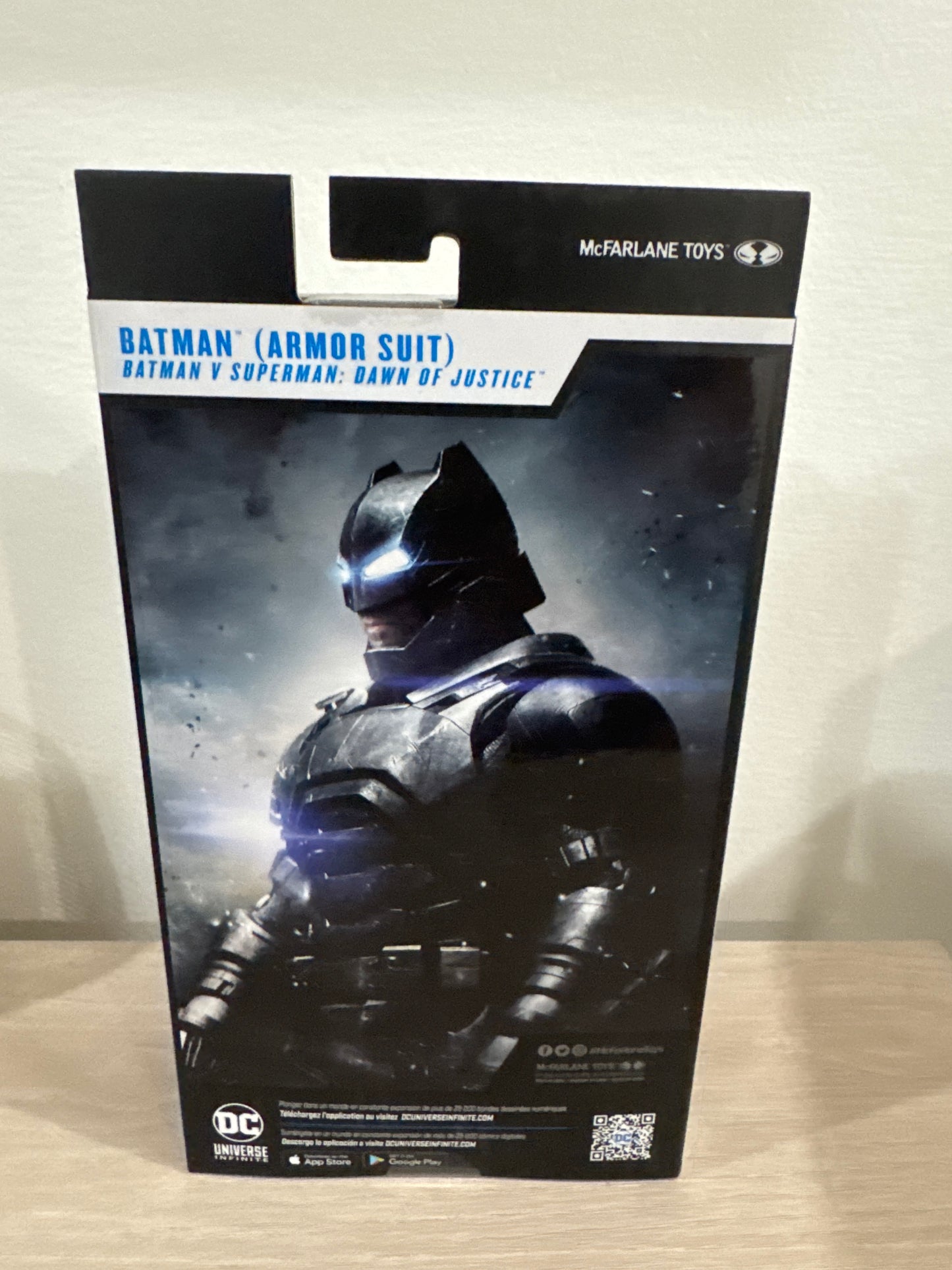DC Multiverse Wave 20 Batman Armored Suit Batman v Superman: Dawn of Justice 7-Inch Scale Action Figure