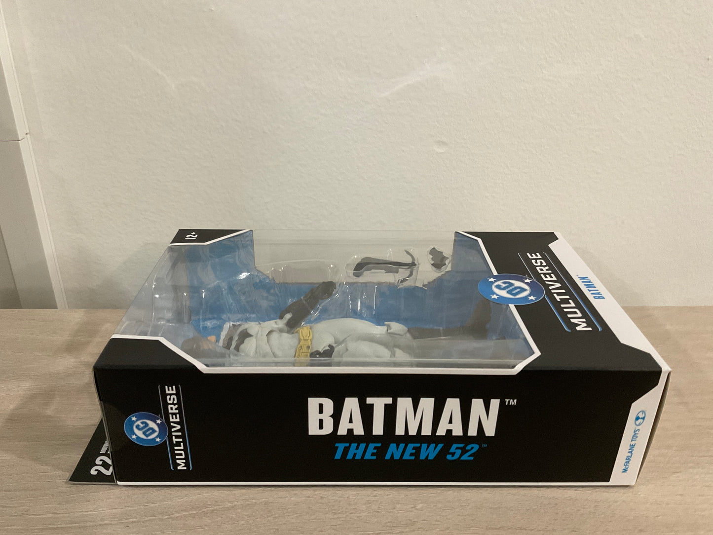 DC Multiverse Batman (The New 52) 7-Inch Scale Action Figure
