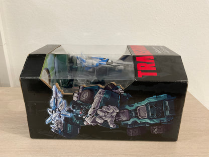 Transformers Generations Armada Nemesis Prime & Air Defense Mini-Con Team – Substandard Box