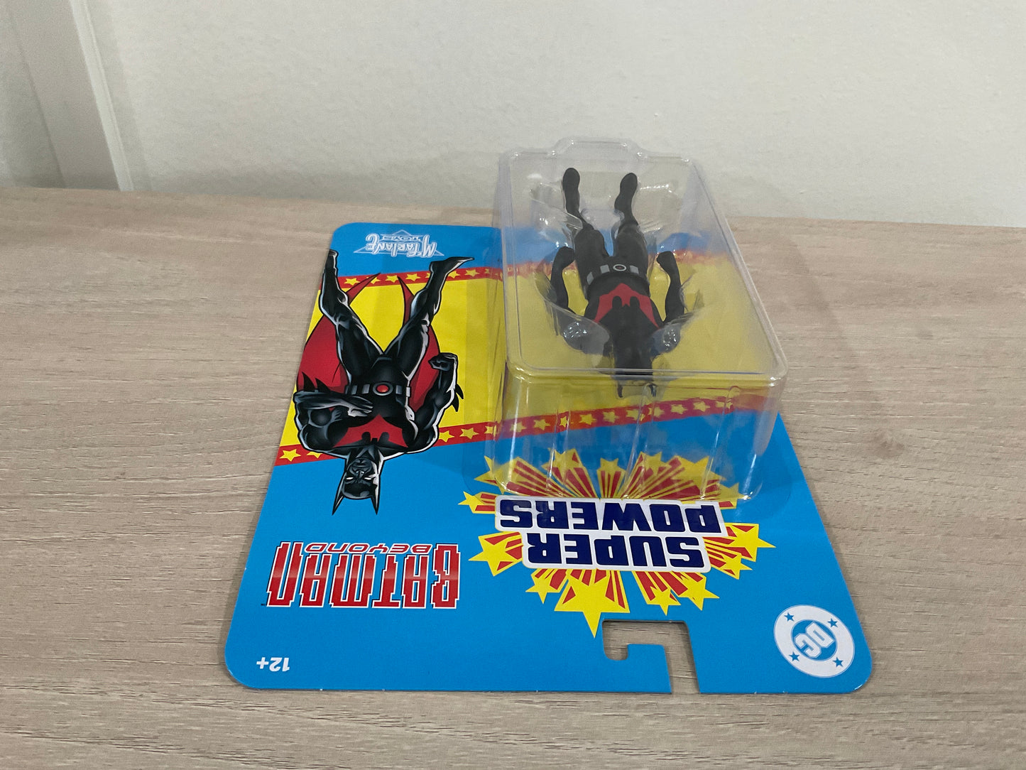 DC Super Powers Batman Beyond 4 1/2-Inch Scale Action Figure