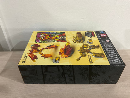 Transformers Generations 40th Anniversary Autobot Flame & Emirate Xaaron Comic Edition Exclusive Two-Pack (Substandard 1)