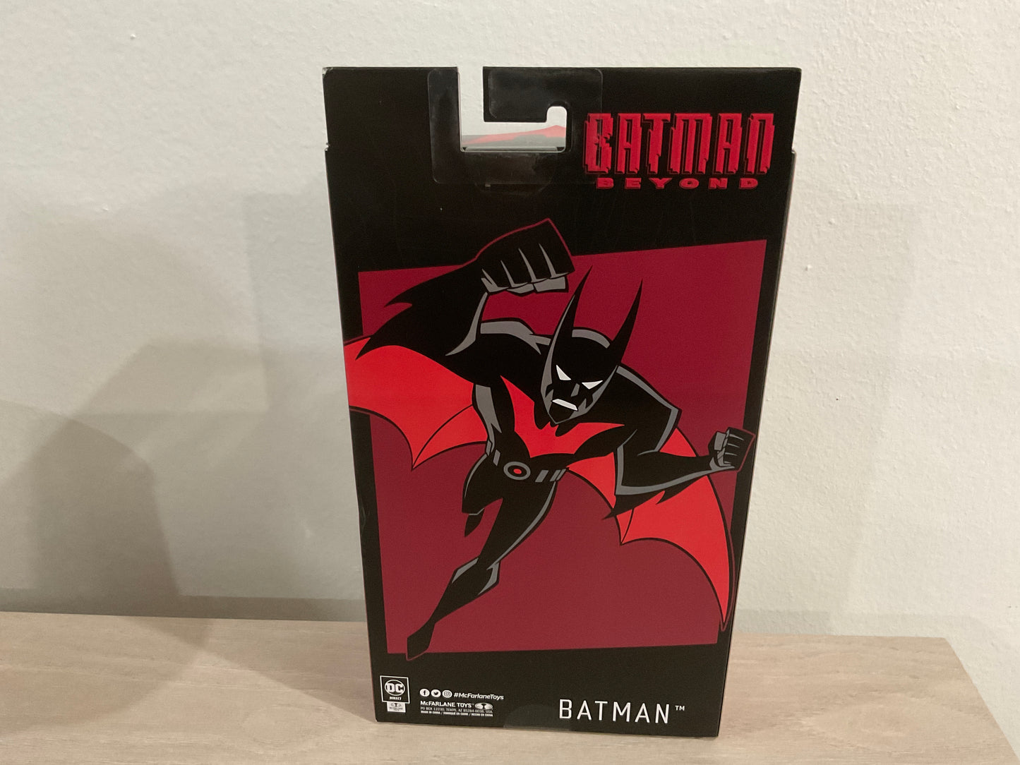 Batman (Gold Label - Batman Beyond) – McFarlane DC Multiverse