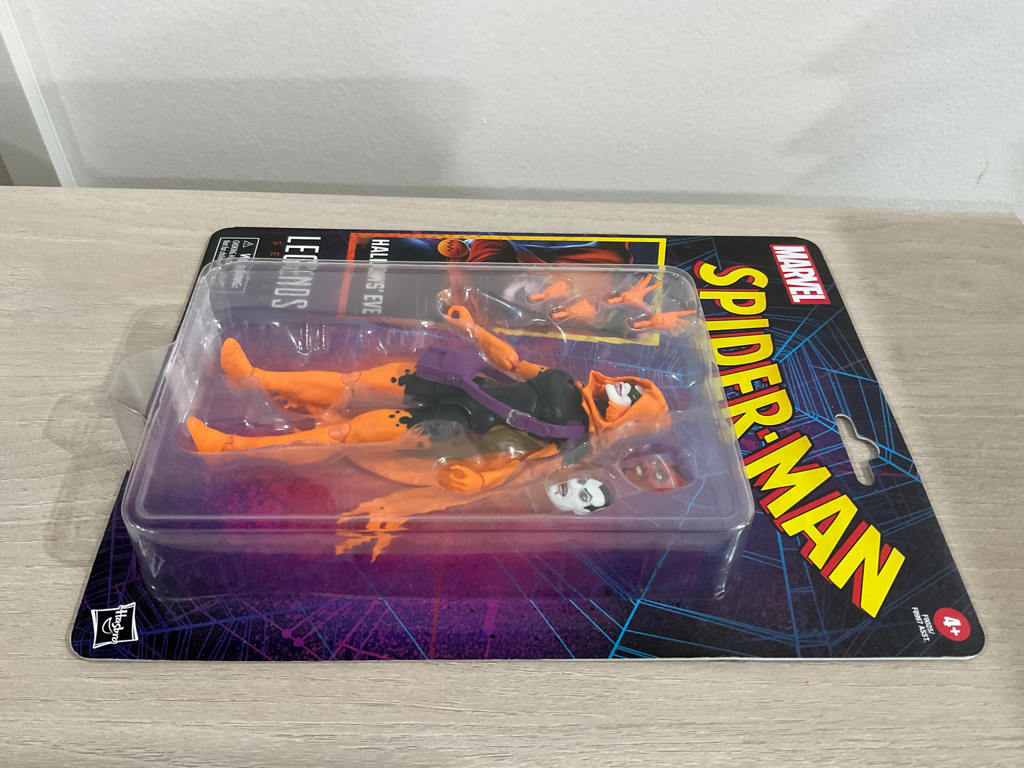 Marvel Legends Series Hallows' Eve 6-Inch Action Figure