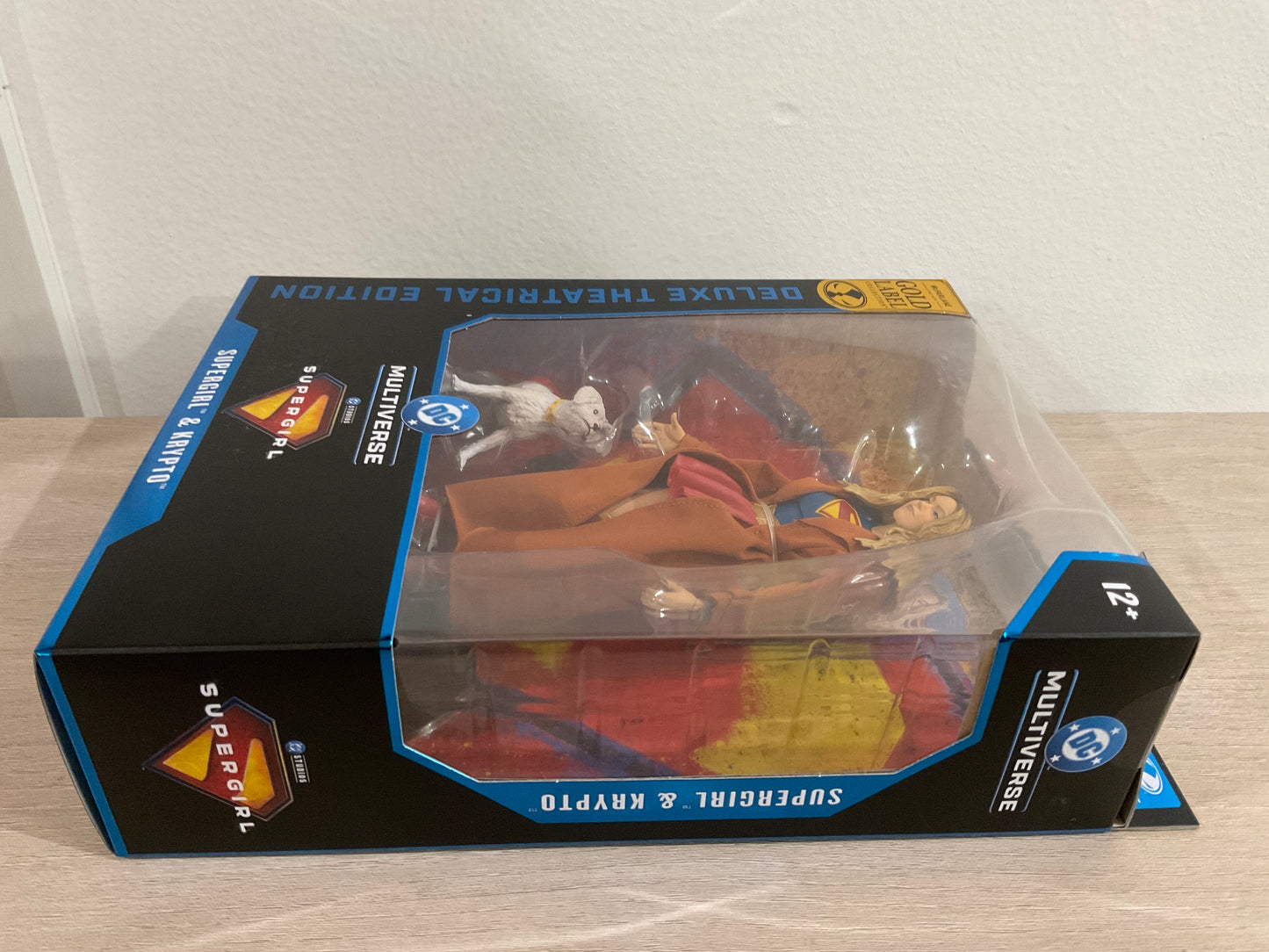 Supergirl and Krypto (DC Multiverse: Supergirl Movie) 7-Inch Gold Label Action Figure Deluxe Theatrical Edition – McFarlane Toys
