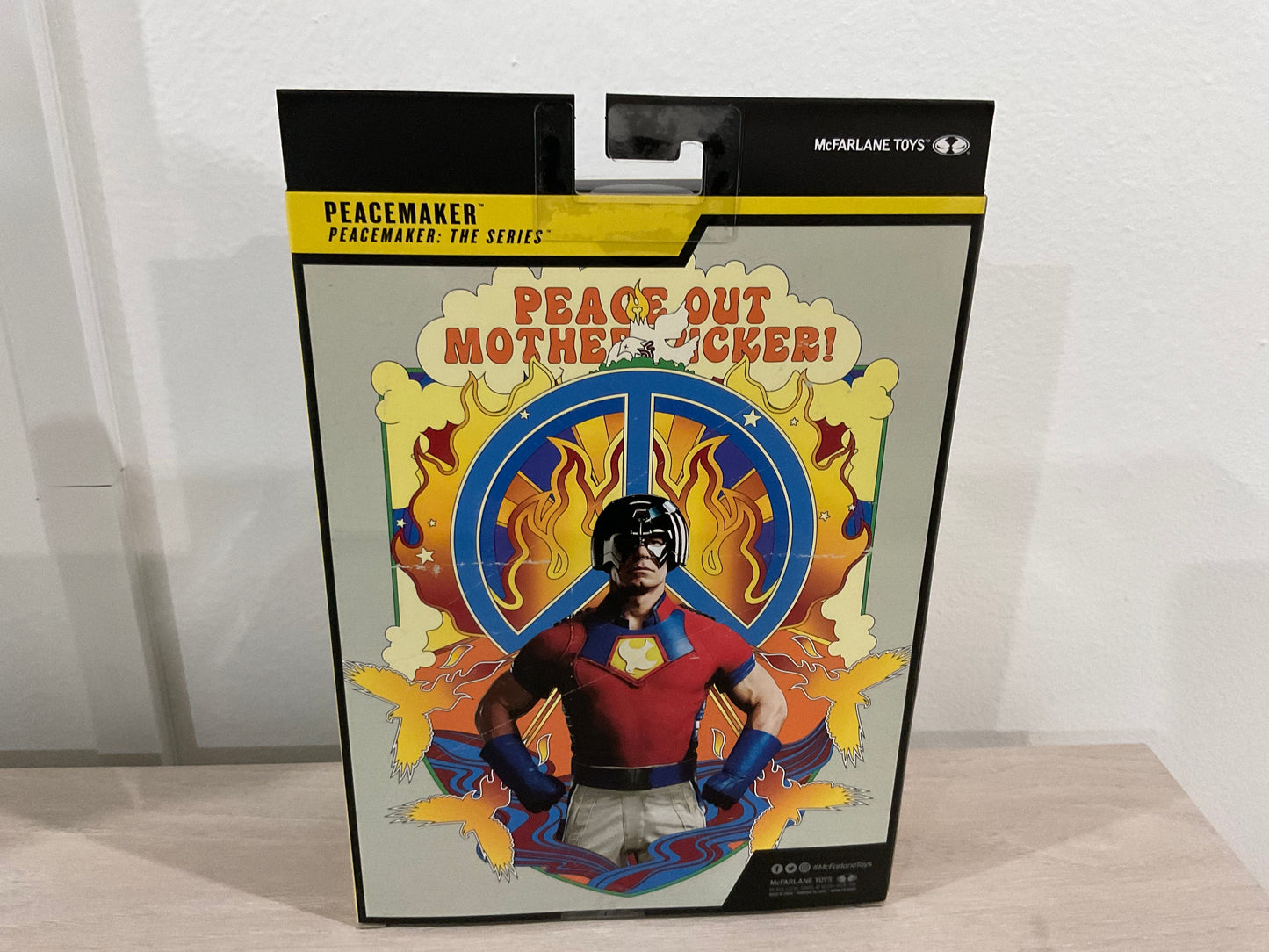 Peacemaker (Peacemaker Season 2) Deluxe Theatrical Edition 7" Figure – McFarlane DC Multiverse