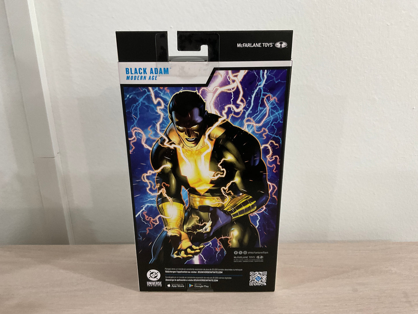 DC Multiverse Wave 30 Black Adam (Modern Age) 7-Inch Scale Action Figure