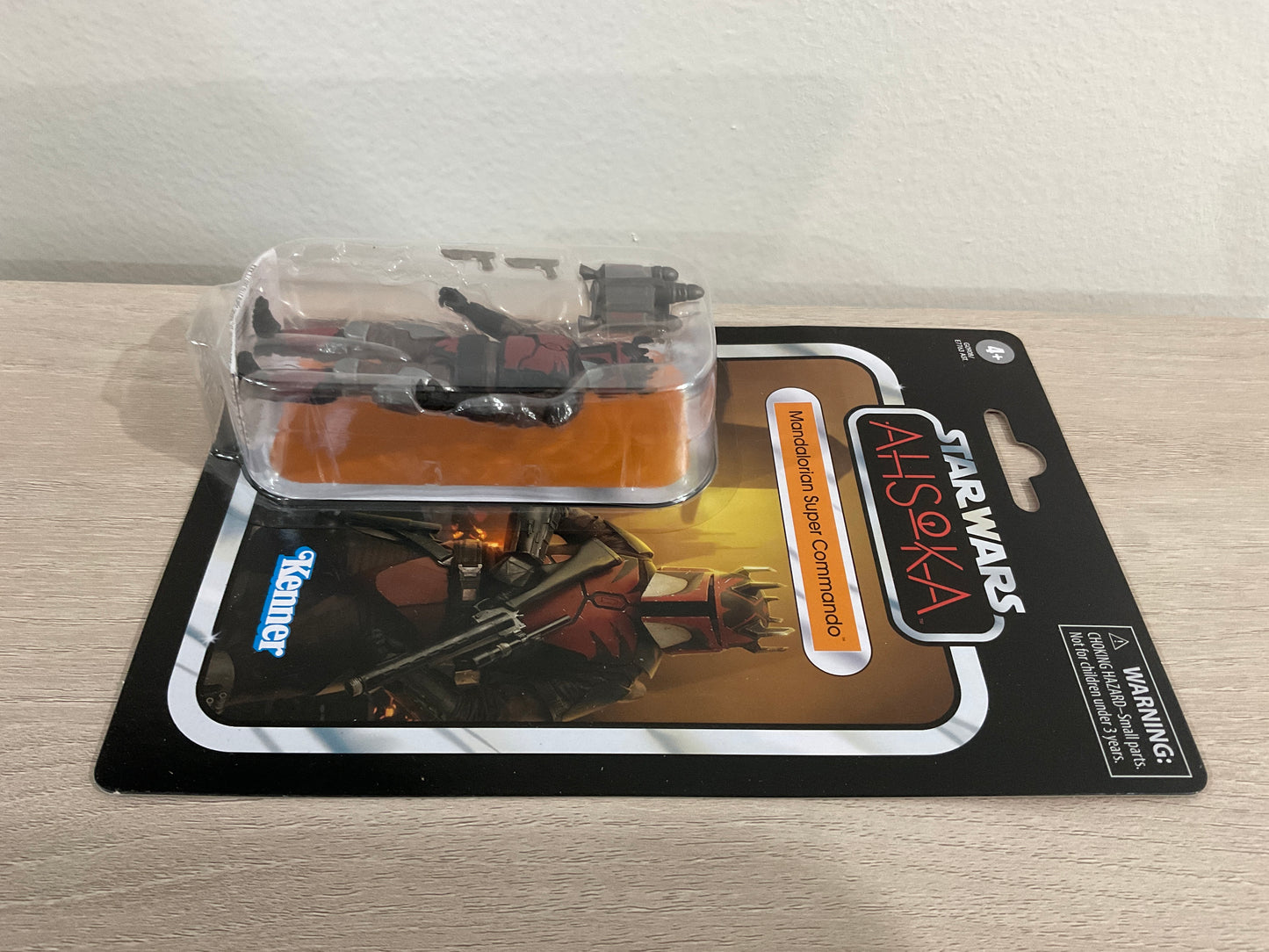 Star Wars The Vintage Collection Mandalorian Super Commando 3.75" Figure (Ahsoka)