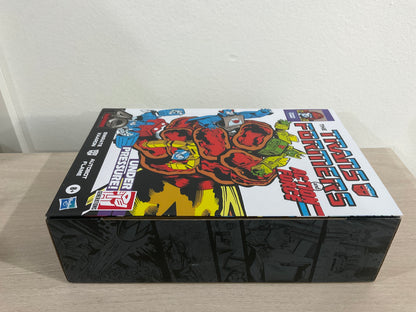 Transformers Generations 40th Anniversary Autobot Flame & Emirate Xaaron Comic Edition Exclusive Two-Pack