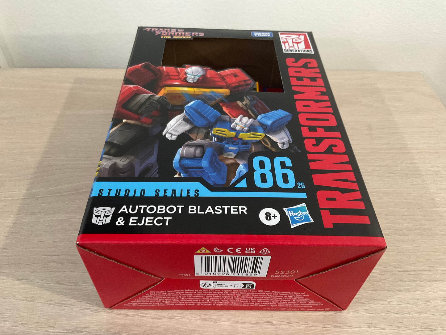 Transformers Studio Series 86 Voyager Autobot Blaster & Eject Action Figure