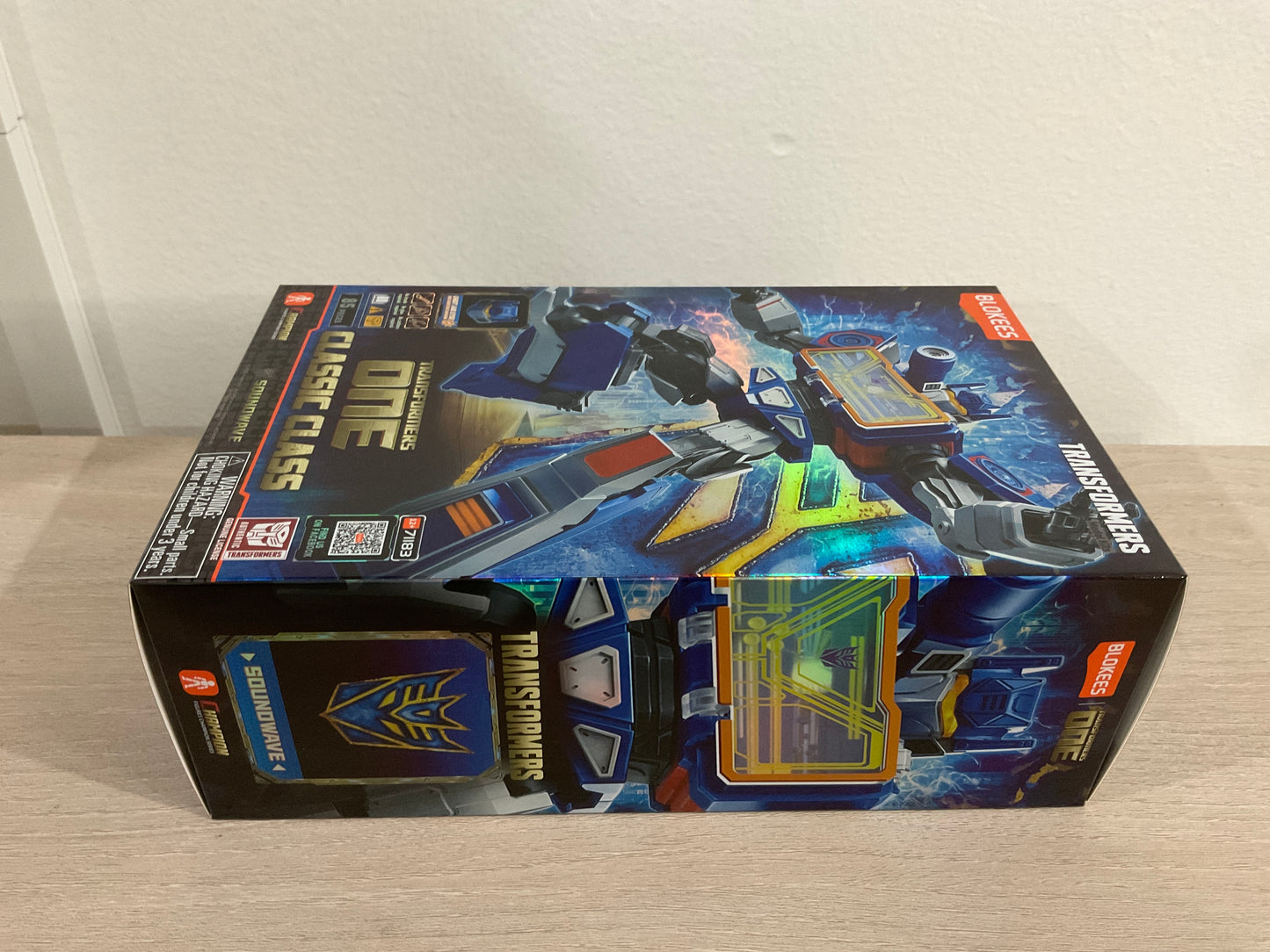 Transformers Classic Class Soundwave CC17 Blokees Model Kit