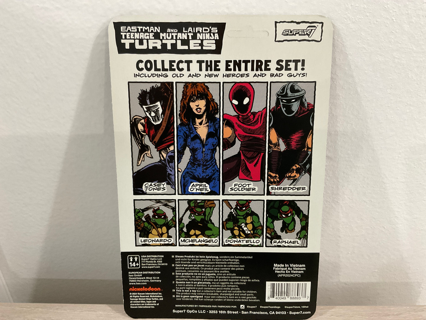 Super7 ReAction Teenage Mutant Ninja Turtles – April O’Neil 3.75-Inch Figure