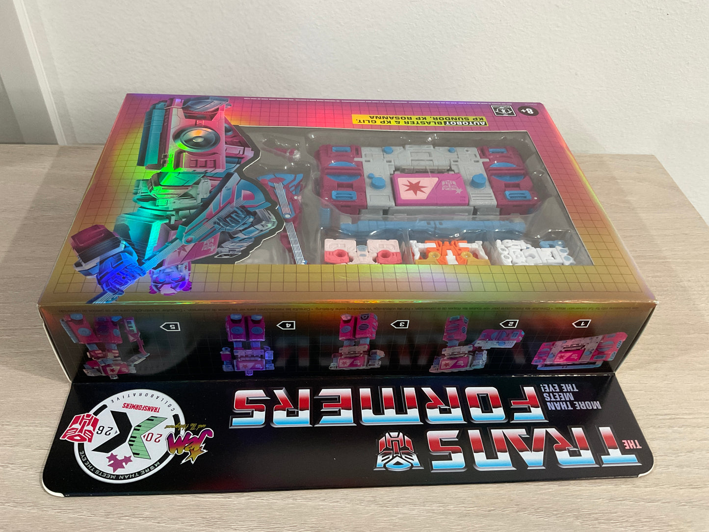 Transformers x Jem and the Holograms Autobot Blaster & KP Cassettes – SDCC 2026 Exclusive