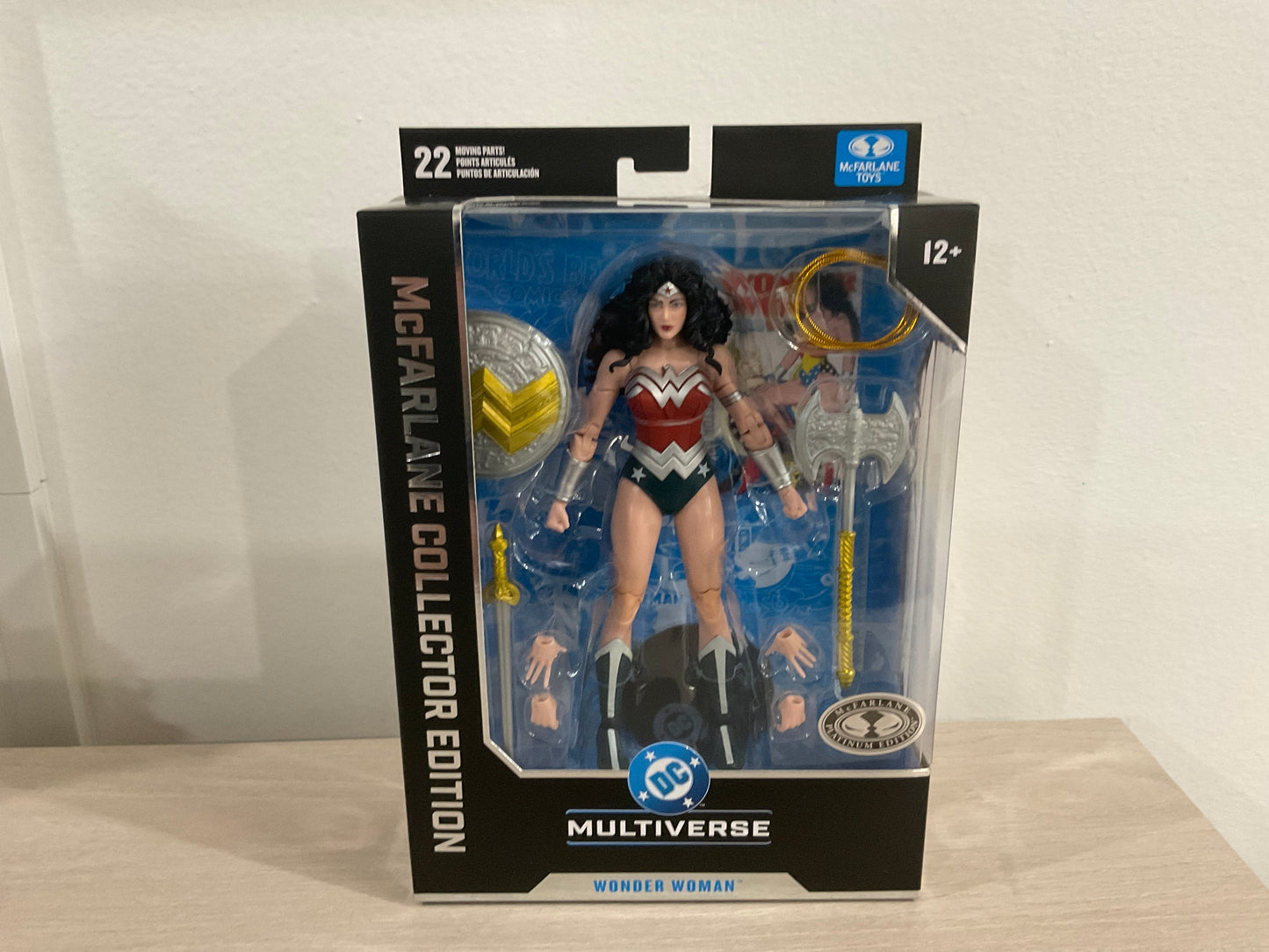 DC McFarlane Collector Edition #61 Wonder Woman (1980s) Platinum Edition 7-Inch Scale Action Figure – Chase Variant
