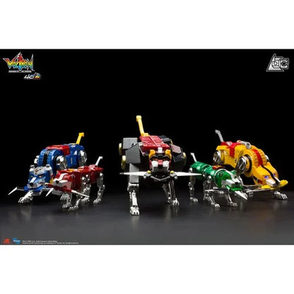 Toynami Voltron 40th Anniversary Gift Set Light-Up Sound Base Deluxe Collectible
