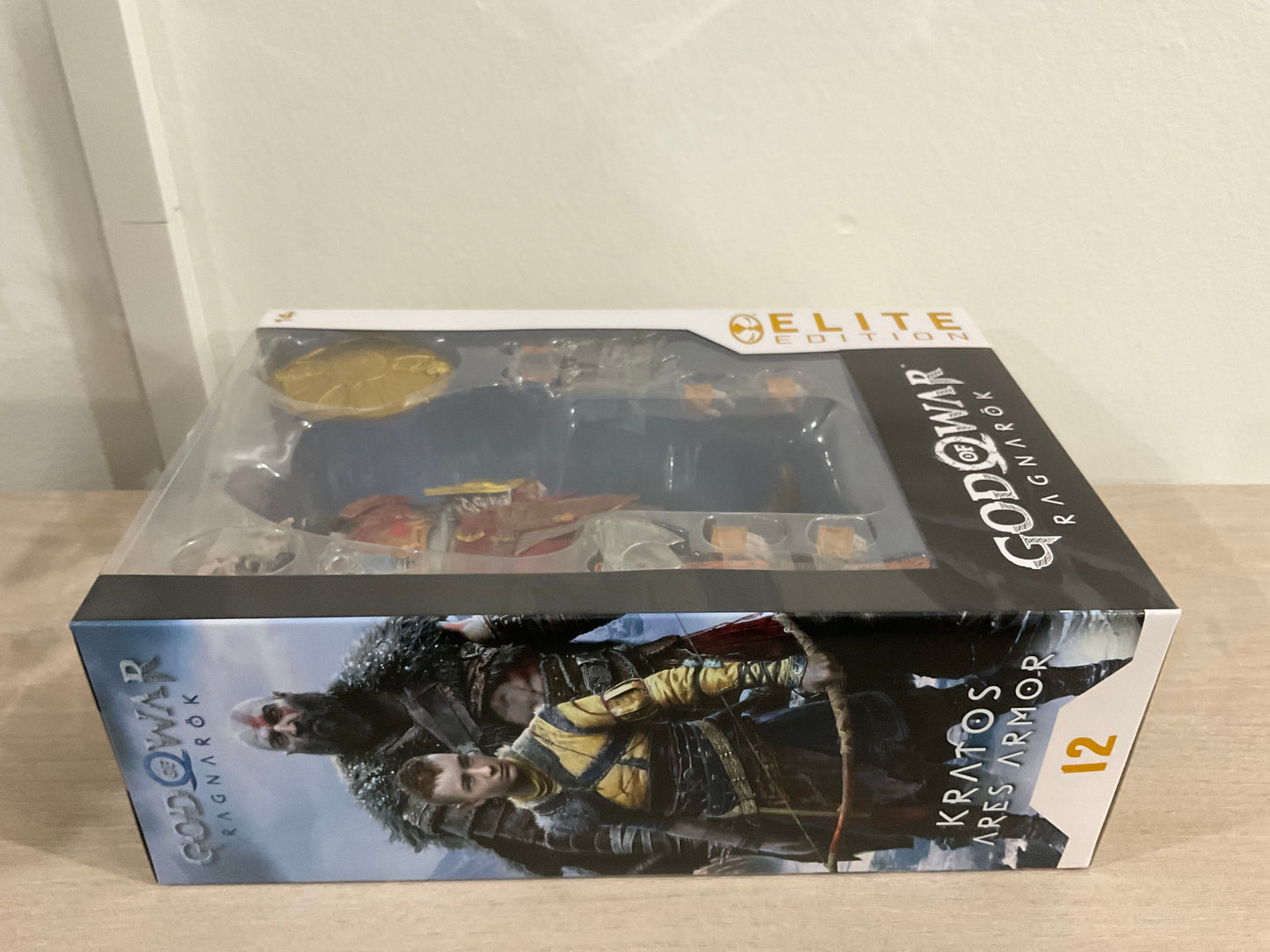 McFarlane Elite Edition #14 God of War Ragnarök Kratos with Ares Armor 7-Inch Scale Deluxe Action Figure