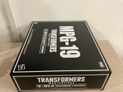 Transformers Masterpiece Edition MPG-19 Soundwave and Laserbeak Action Figure Set