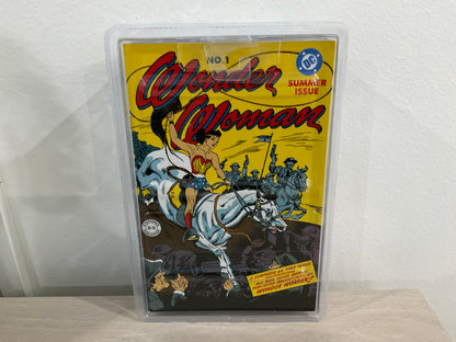 Wonder Woman – Steve Trevor (Wonder Woman #1) Page Punchers Red Platinum Edition 7" Scale