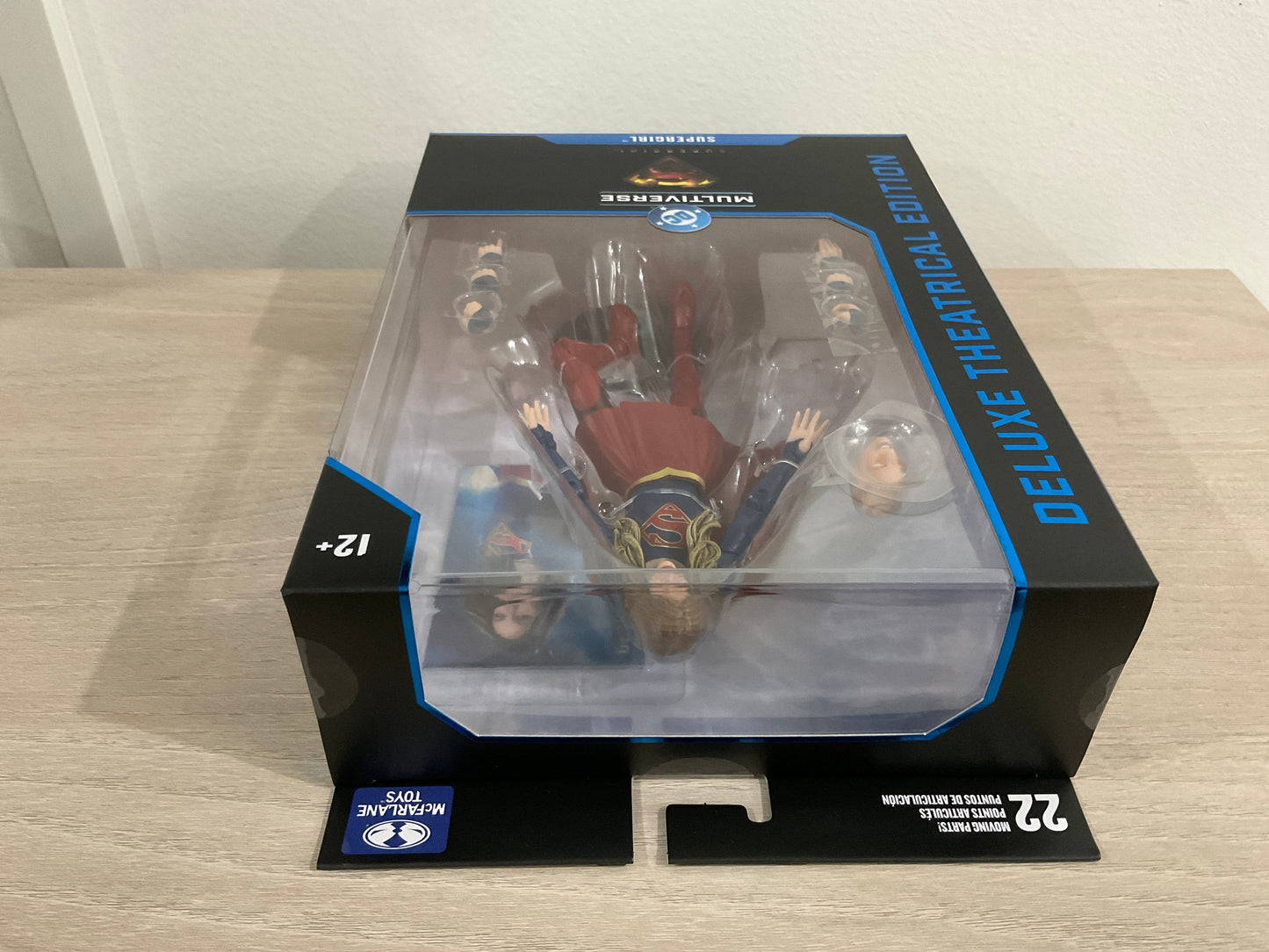 McFarlane DC Multiverse Supergirl TV 2015 Deluxe 7-Inch Action Figure
