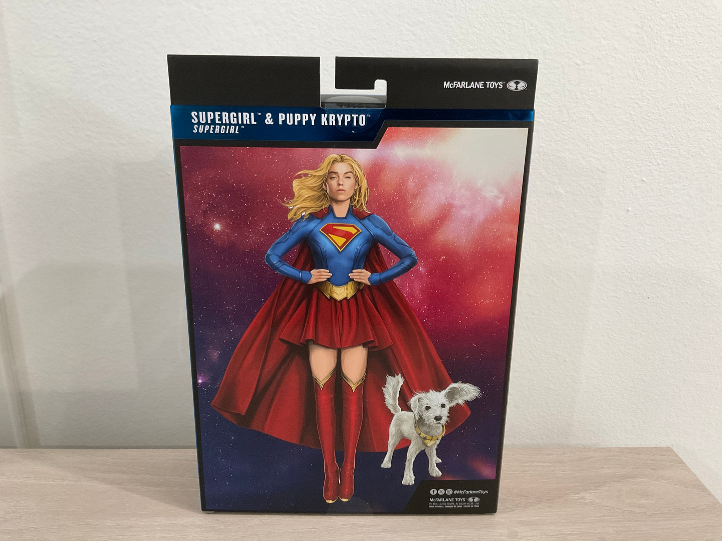 McFarlane DC Multiverse Deluxe Theatrical Edition Supergirl Movie Supergirl & Baby Krypto 7-Inch Action Figure