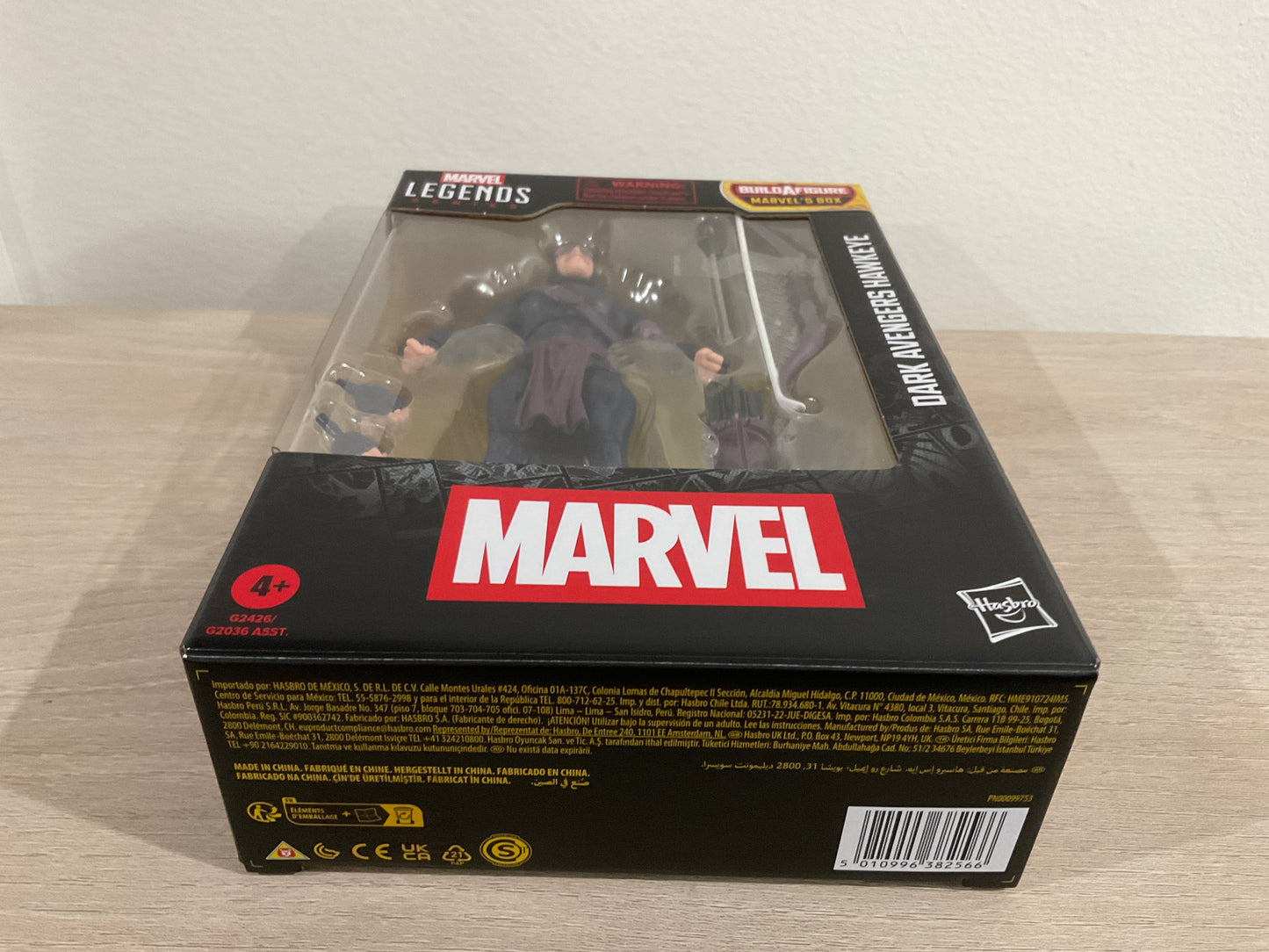 Marvel Legends Series Dark Avengers Hawkeye 6-Inch Action Figure