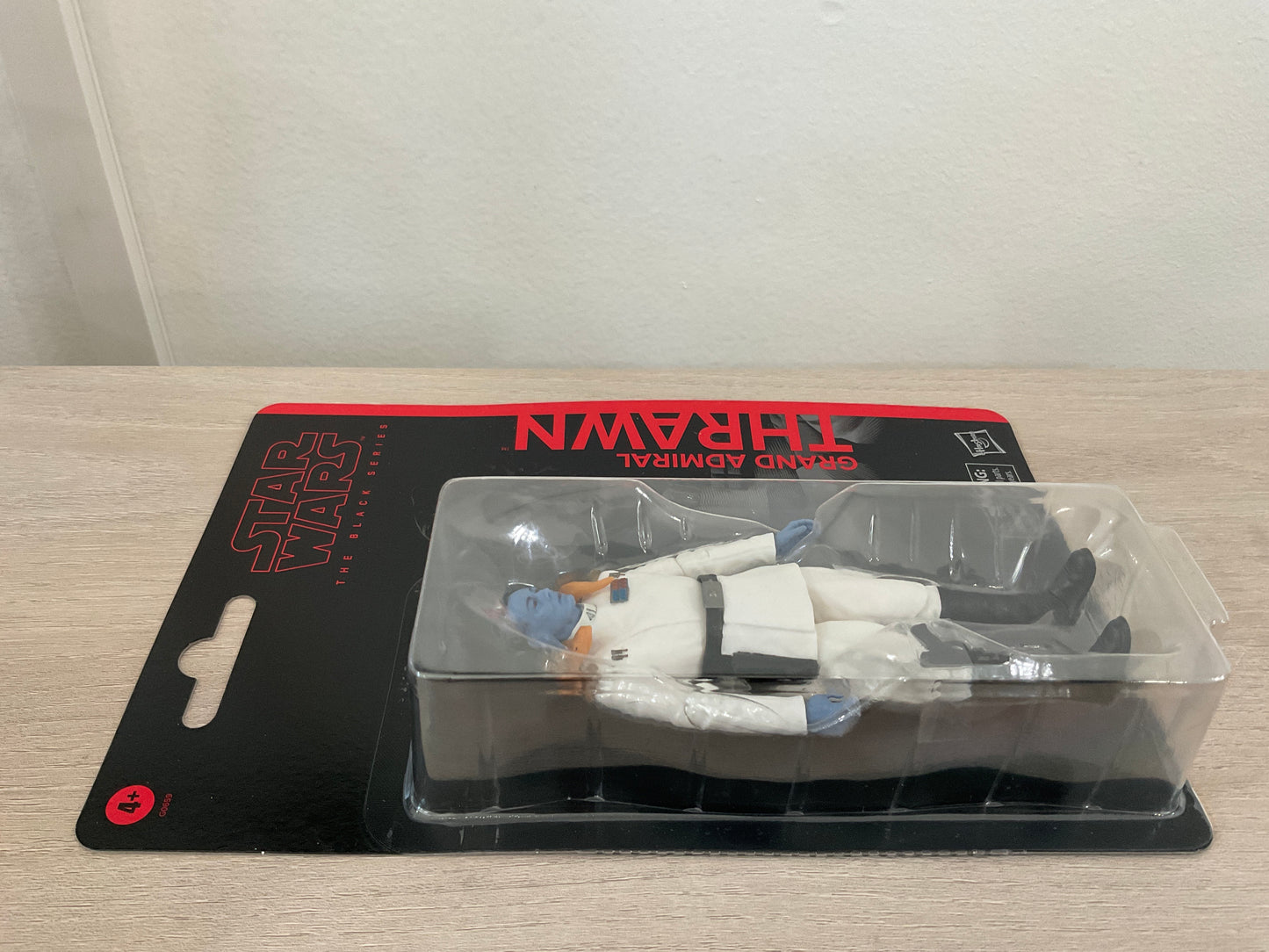 Star Wars Black Series Grand Admiral Thrawn 6-In Action Figure Masters of Evil