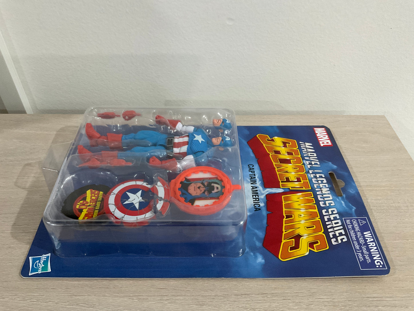 Secret Wars Marvel Legends Series Captain America 6-Inch Action Figure
